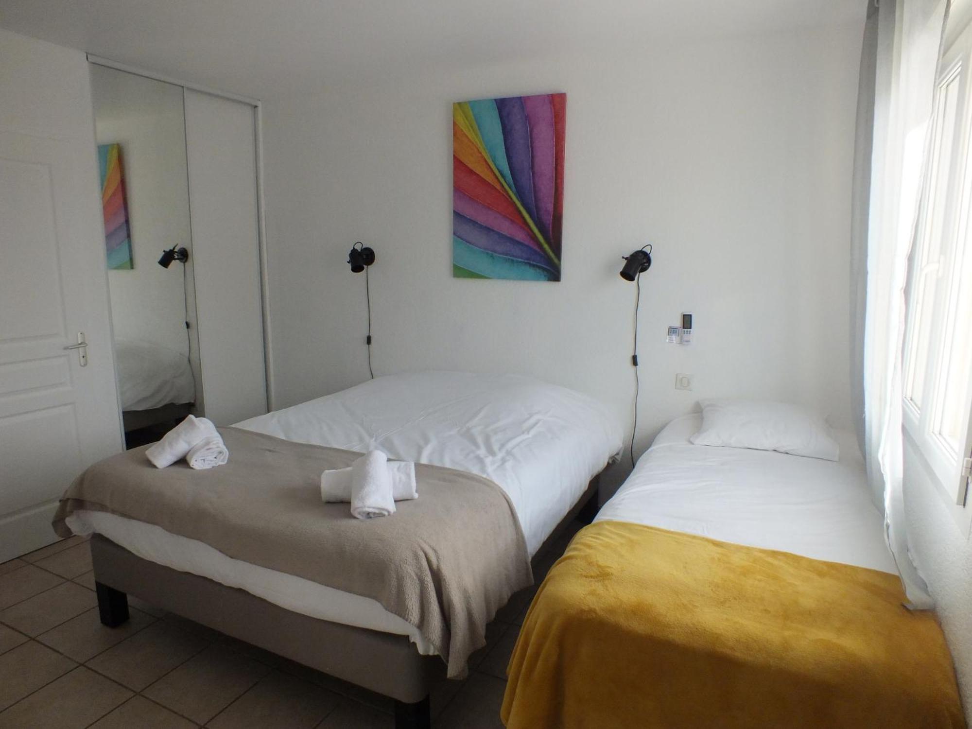Logis Hotel Restaurant Le Clos Saint Loup Bram Екстериор снимка