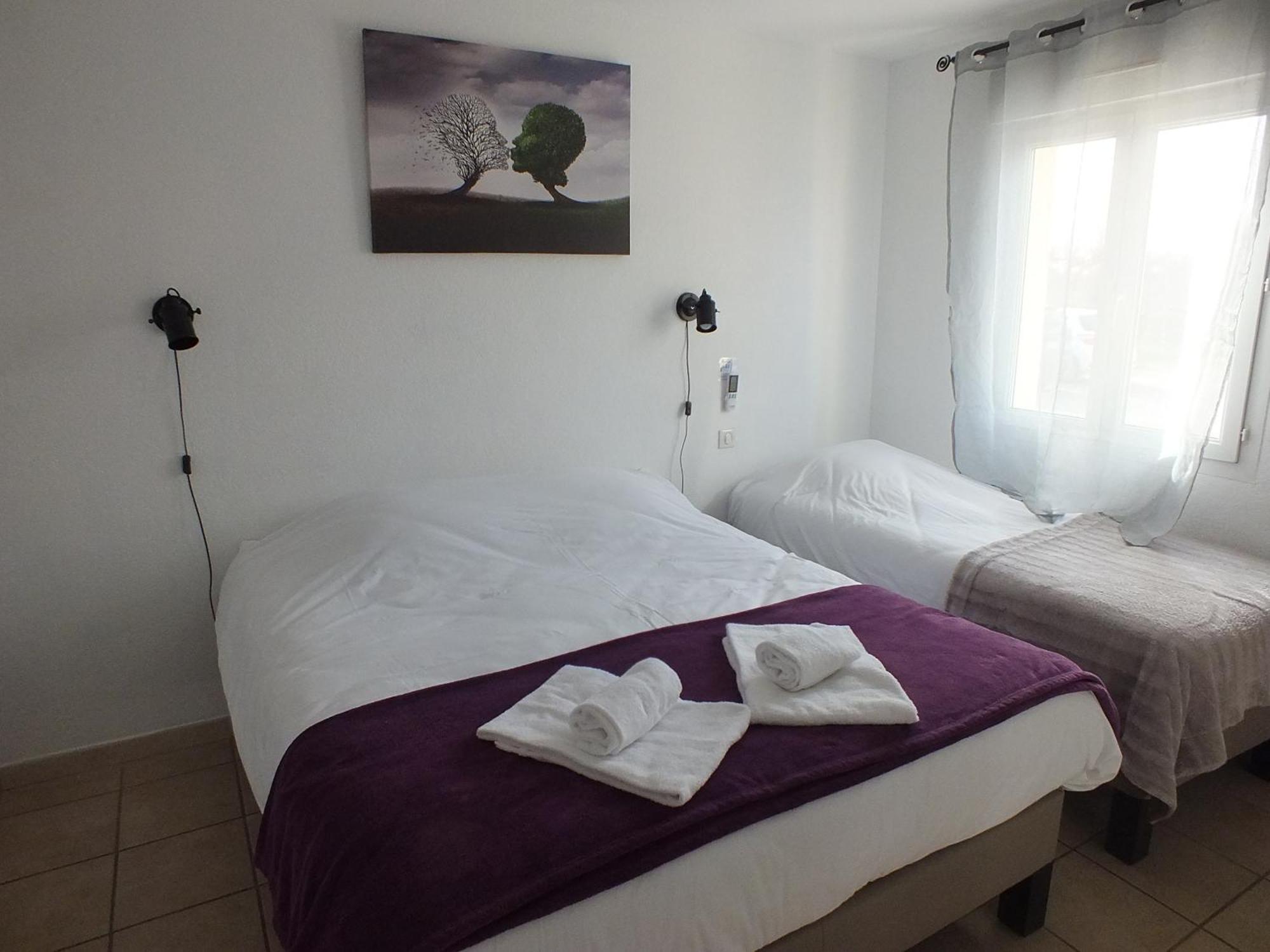 Logis Hotel Restaurant Le Clos Saint Loup Bram Екстериор снимка
