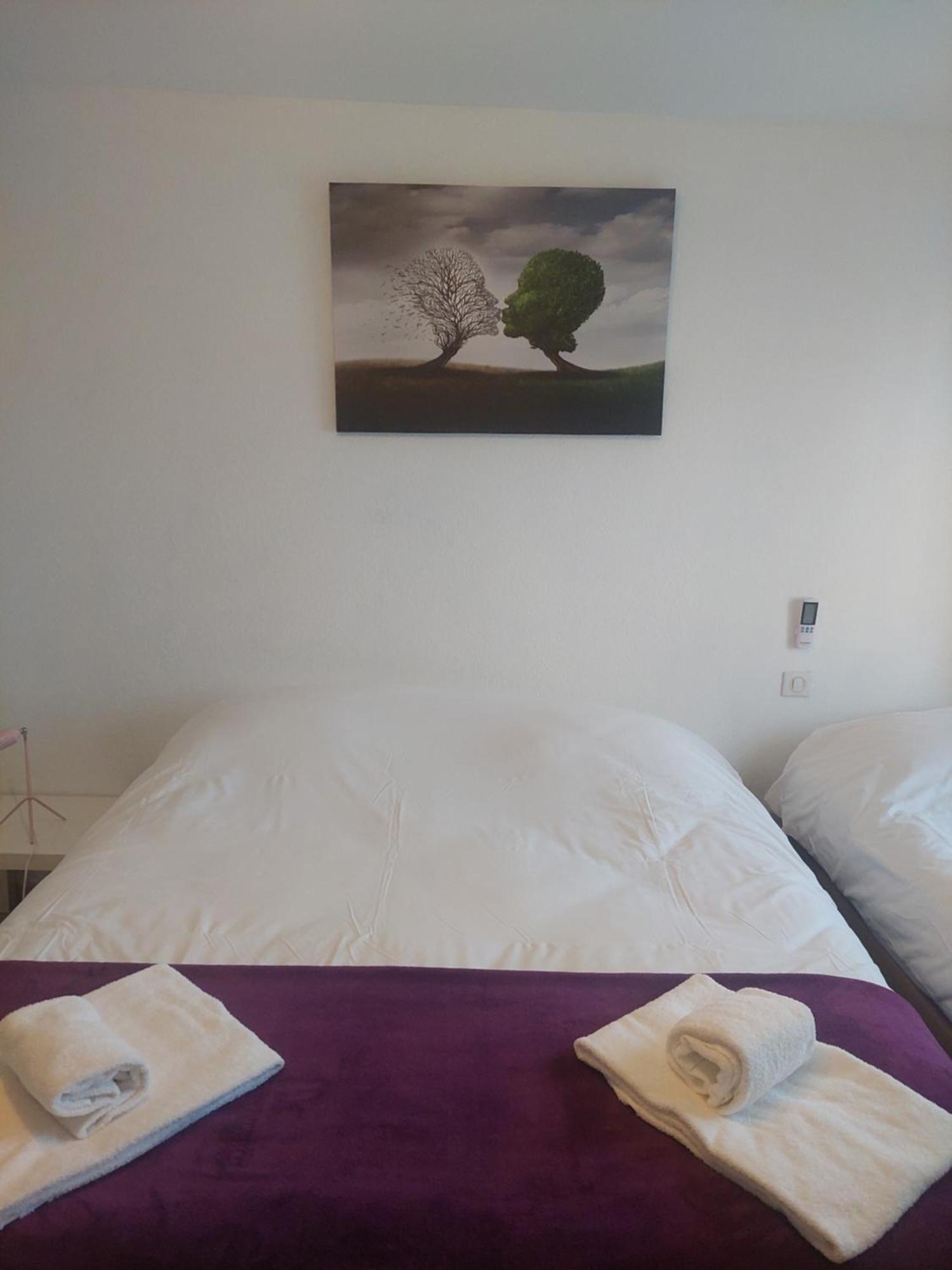 Logis Hotel Restaurant Le Clos Saint Loup Bram Екстериор снимка