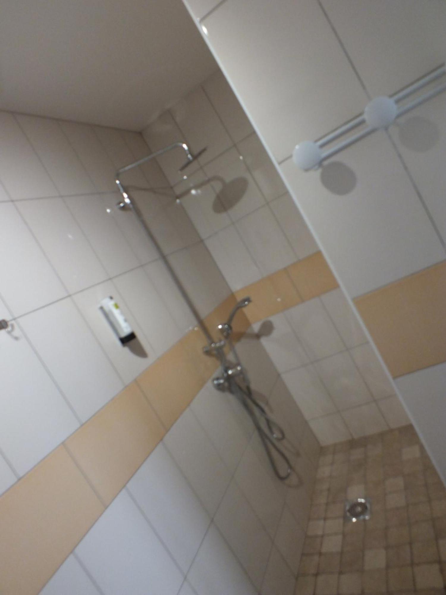 Logis Hotel Restaurant Le Clos Saint Loup Bram Екстериор снимка